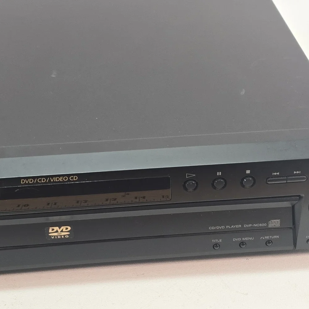 Sony dvp nc600